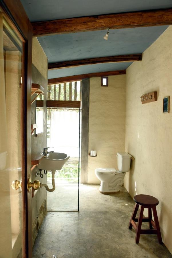 Avalon Hostal Boutique Vilcabamba Exterior photo