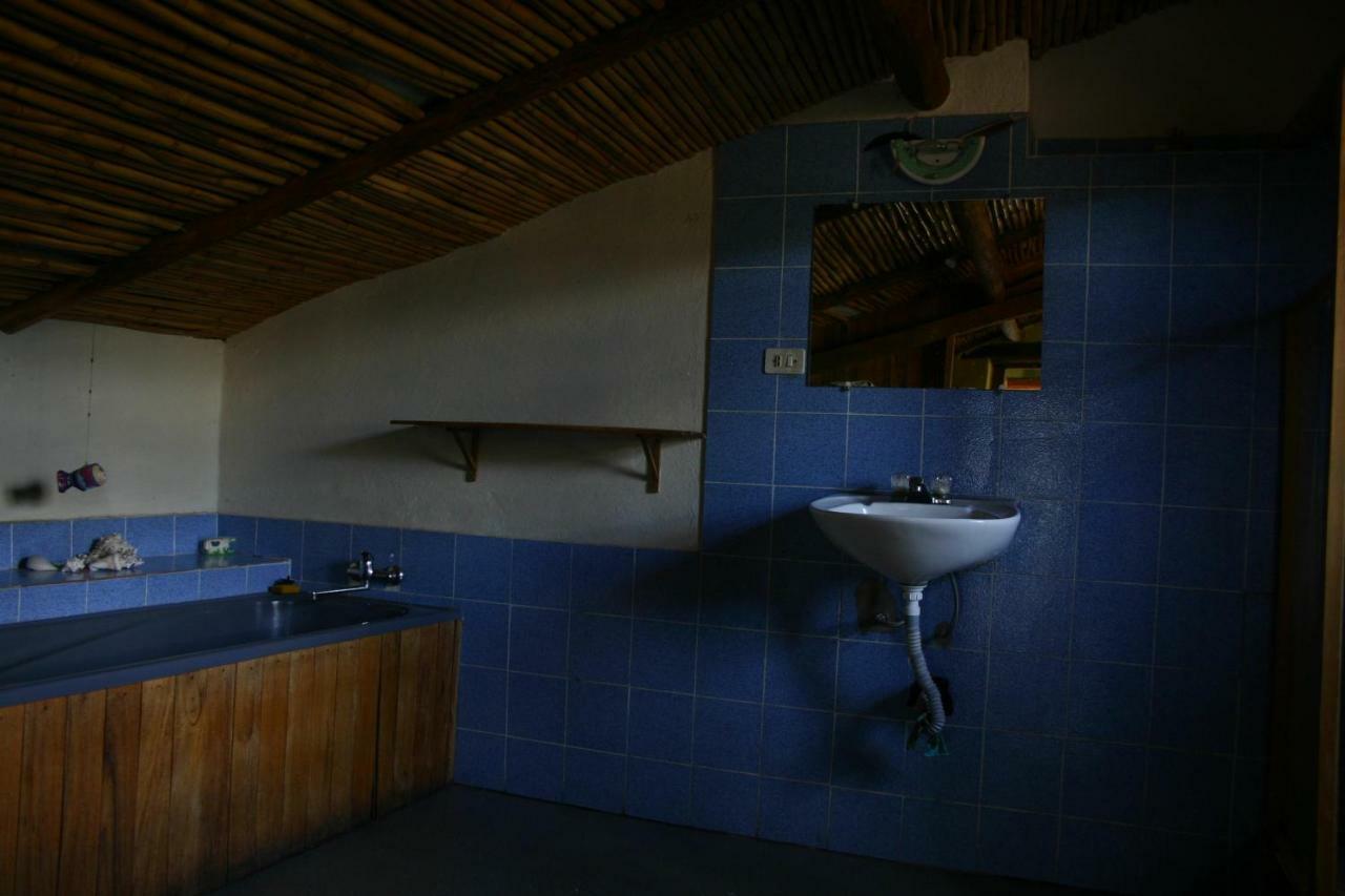 Avalon Hostal Boutique Vilcabamba Exterior photo